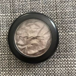 MAC eyeshadow